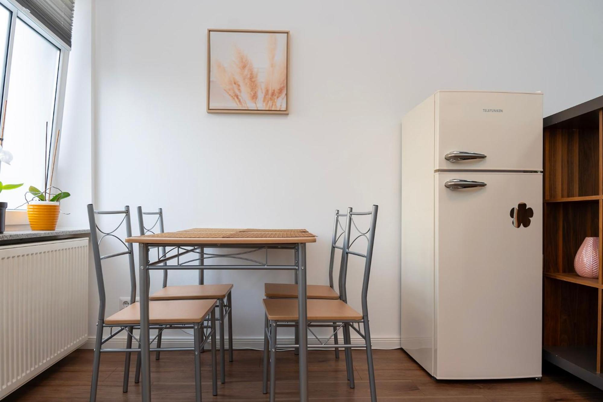 Cosy Nest - Apartment By Comfort Housing 法尔肯塞 外观 照片